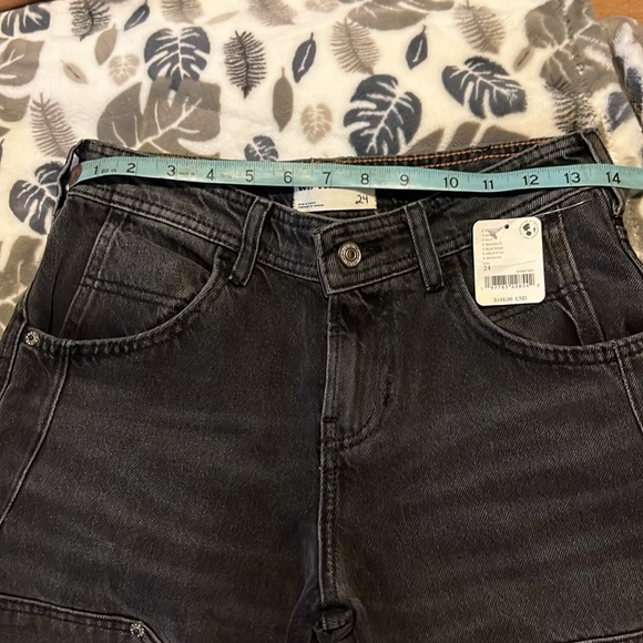 NWT! We The Free Loren Barrel Jeans - Picture 9 of 13
